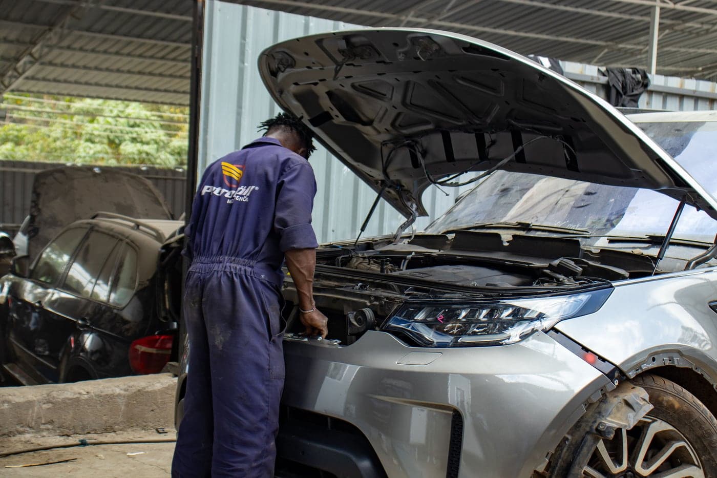 Range Rover servicing in Nairobi